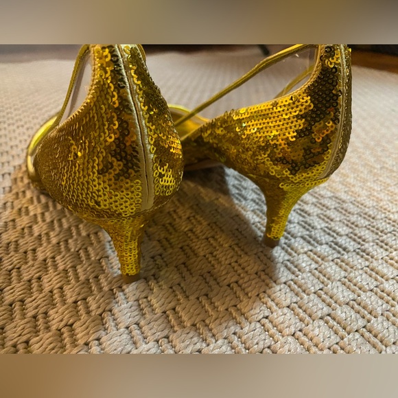 NWOB VALENTINO Dollybow Sequin Gold Shoes Heels - Size 37 - Picture 6 of 12